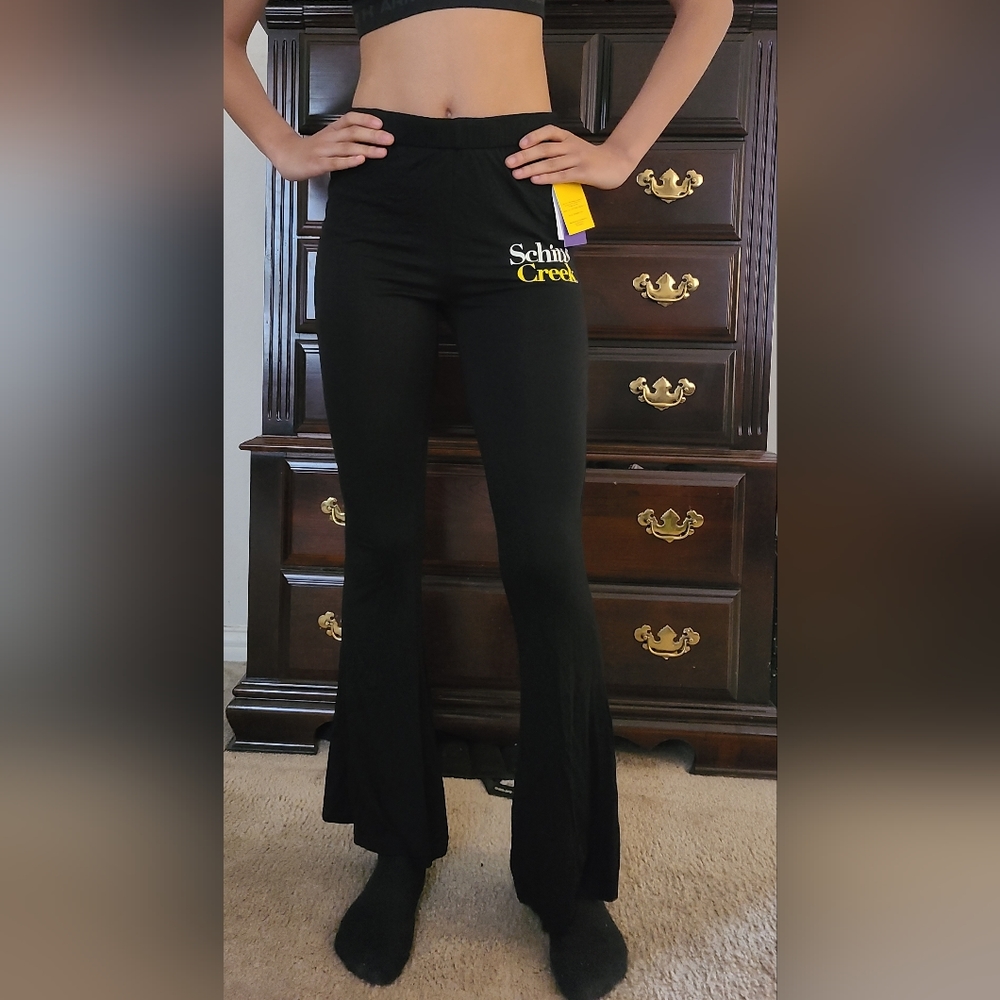 Schitt's Creek Women’s Ew, Yoga Pants
